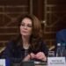 Власти заявили о катастрофическом дефиците людей на госслужбе
