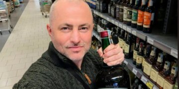 Председатель Деснянской РГА Бахматов на свой день рождения требовал от подчиненных деньги для его ООшки – это статья УК, – источник