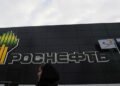 Великобритания освободила от санкций немецкие дочерние предприятия Роснефти