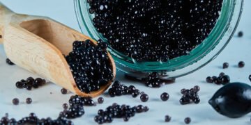 Продавать тем, кто ест. Как заработать на черной икре made in Ukraine