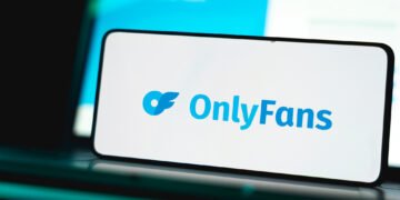 OnlyFans выплатил создателям контента $25 млрд с 2016 года