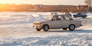 В Украине отправили «под пресс» более 1800 старых авто: десять списанных моделей