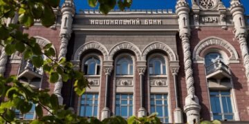 Большинство банкиров ожидают сохранения Нацбанком ставки 15,5%, некоторые допускают снижение до 15%