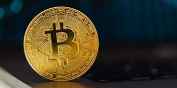 С кошелька взломанного пула LuBian перевели 9757 BTC