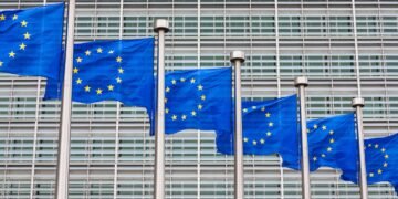 ЕС пообещал финансировать Украину в течение следующих двух лет за счет активов РФ