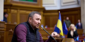 Заберут ли единственное жилье должников? Разъяснение Дениса Маслова о законопроекте №14005