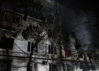 «Шахеды» атаковали Запорожье: 18 раненых, вспыхнули пожары. ФОТО