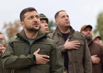 Отставка Ермака стала «самым умным шагом Зеленского»— The Guardian