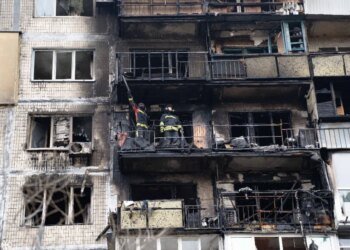 У Києві завершили розбір завалів після російських ударів. ФОТО