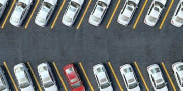 Доходы местных бюджетов от сборов за парковку выросли почти на четверть. Налоговая назвала лидеров