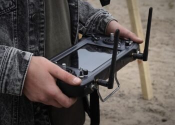 «Проектируй и строй» для ОПК: Кабмин упростил строительство по европейской практике