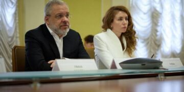 Гринчук и Галущенко написали заявления об увольнении