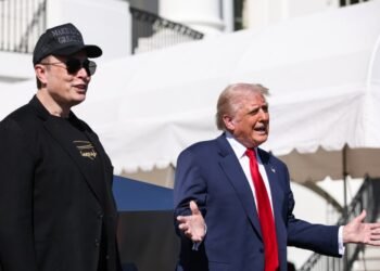 Reuters: администрация Трампа досрочно расформировала DOGE