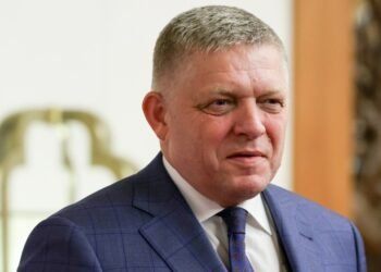 Словакия вслед за Венгрией заявила, что может обжаловать запрет российского газа