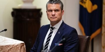 Глава Пентагона заявил, что производители оружия в США должны ускориться или «исчезнуть»