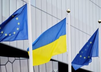 Reuters: ЕС обсудит два реалистичных варианта финансирования Украины