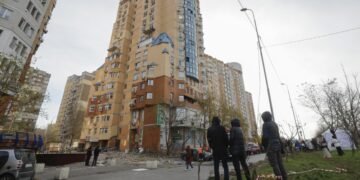 Проблемы со светом и теплом в Киеве после атаки решат за день или несколько дней – КГВА