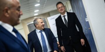 Венгрия решила отдать 1,5 млн евро «близкому союзнику» Ливану вместо Украины