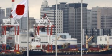 ВВП Японии сократился впервые за шесть кварталов из-за пошлин Трампа