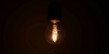 В трех областях применены аварийные отключения – Укрэнерго