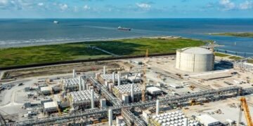 Американский экспортер LNG обвинил Shell в кампании против его бизнеса