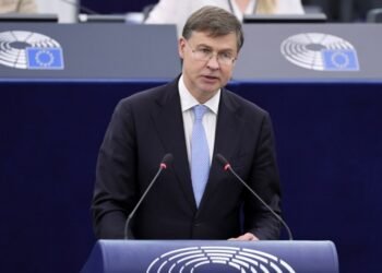 В Еврокомиссии призвали G7 ускорить выплаты Украине по кредиту в $50 млрд