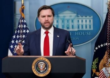 Вэнс назвал три ключевых условия для любого мирного плана по Украине