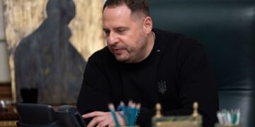 В Еврокомиссии сделали заявление об обысках у Ермака