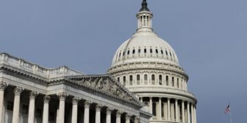 Сенат США поддержал законопроект о прекращении шатдауна: что дальше