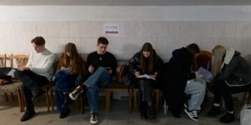 В Днепре прогремели взрывы: на город летели ракеты