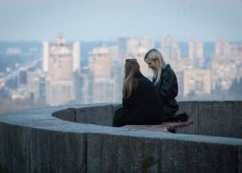 Ночной фронт с дождем, а днем солнце и тепло: прогноз погоды в Украине на завтра