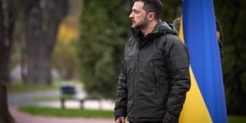 Зеленский приехал на фронт в Запорожской области (видео)