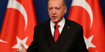 Эрдоган анонсировал звонок Путину:  обсудят мир в Украине и зерновой коридор