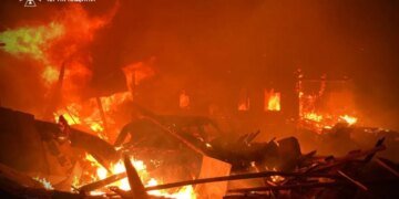 Россияне нанесли удары дронами по Черниговской области: есть раненые