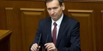 Нардеп Вениславский: мобилизационный возраст остается прежним, женщины пока не подлежат обязательной службе