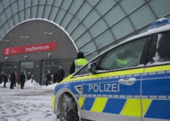 Зеленский прибыл в Берлин на переговоры по мирному плану США