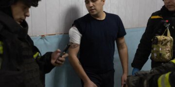 Россияне ударили по спасателям, которые ехали тушить пожар в Донецкой области