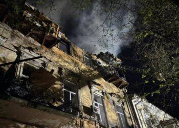 Атака на Одесский район: повреждены жилой дом и учебное заведение, есть пострадавшие