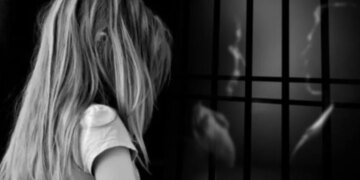 В Закарпатье осуждены отчим и мать, которые систематически насиловали ребенка