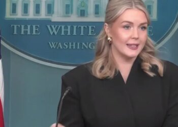 Бейби-бум в администрации США: Каролайн Левитт ставит второй рекорд. ФОТО