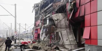 Началась рельсовая война: почему РФ с начала войны «щадила» железную дорогу Украины, а теперь усилила удары — WSJ