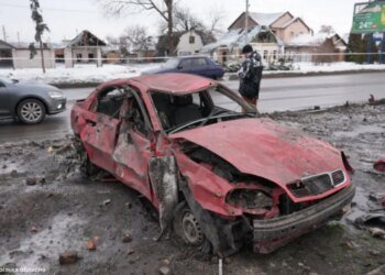 Росія вдарила ракетами й дронами по Україні: є влучання та руйнування