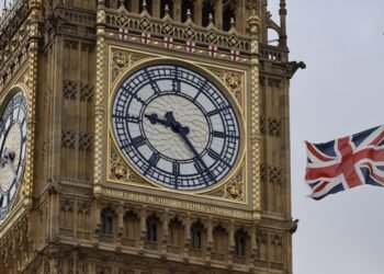 FT: Банки Британии против использования замороженных активов РФ для кредита Украине