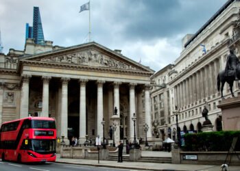 Британия готова выделить Украине 8 млрд фунтов из российских активов