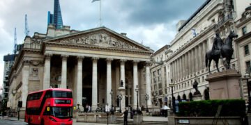 Британия готова выделить Украине 8 млрд фунтов из российских активов