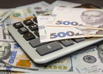 Uklon, Bolt, Uber и Glovo поддержали налог для таксистов и курьеров