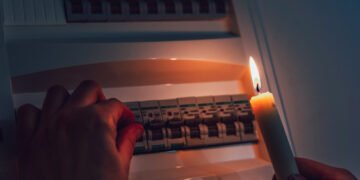 Россия ударила по электростанциям: графики отключений света будут хуже