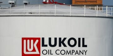 Reuters назвал основного претендента на приобретение международных активов Лукойла