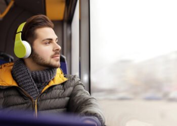 Российских исполнителей будут блокировать на Spotify, Apple Music и YouTube по решению СНБО – нардеп