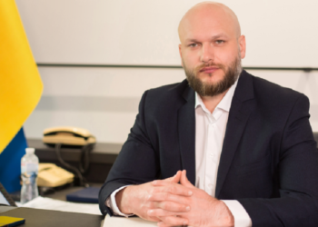 «С учетом потерь бюджета». Директор БЭБ назвал целесообразной легализацию вейпов с добавками